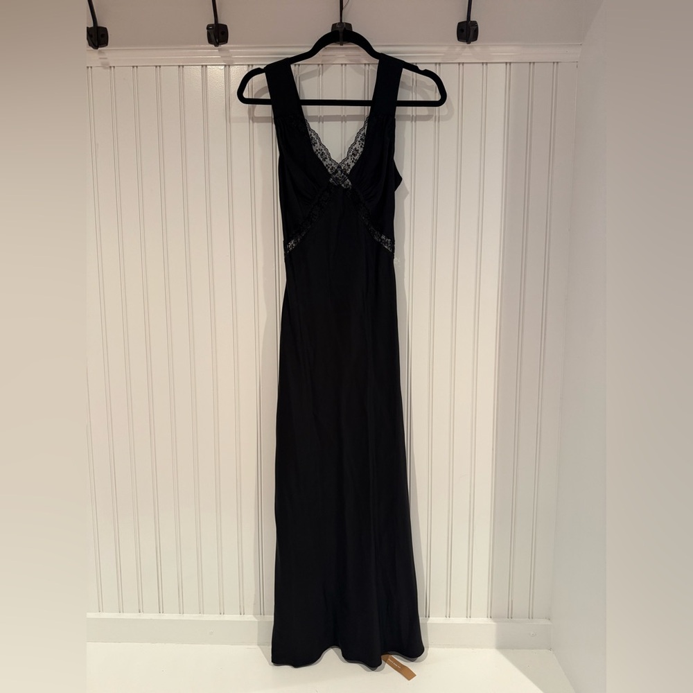 Reformation Black V-Neck Sleeveless Maxi Dress